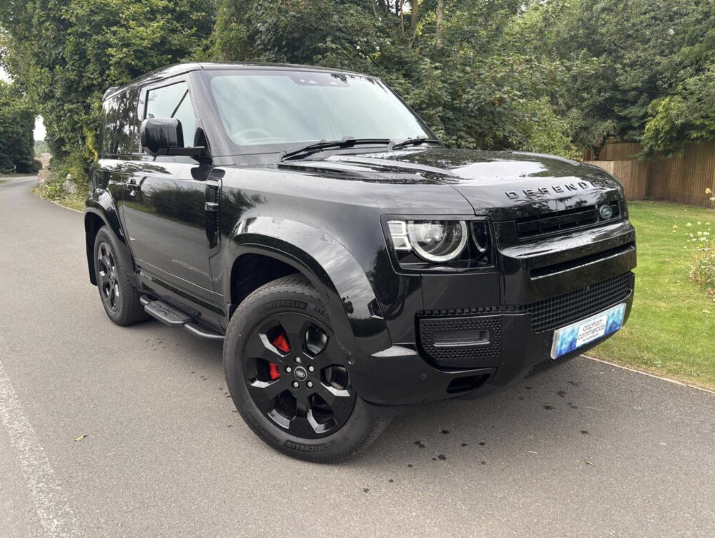 LAND ROVER DEFENDER 3.0 D250 Hard Top S Auto [3 Seat]